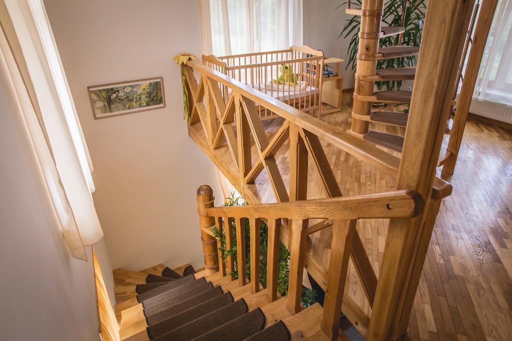 Viesu Maja Janis Hotel Madona Ngoại thất bức ảnh