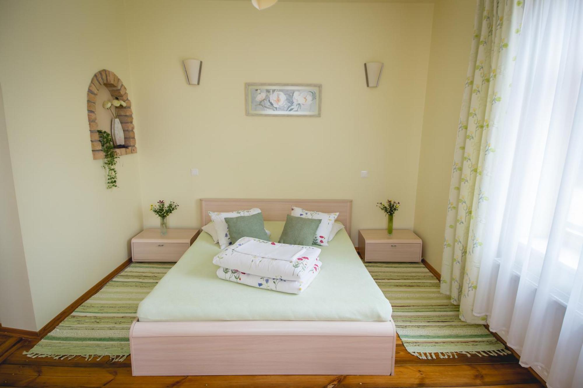 Viesu Maja Janis Hotel Madona Ngoại thất bức ảnh